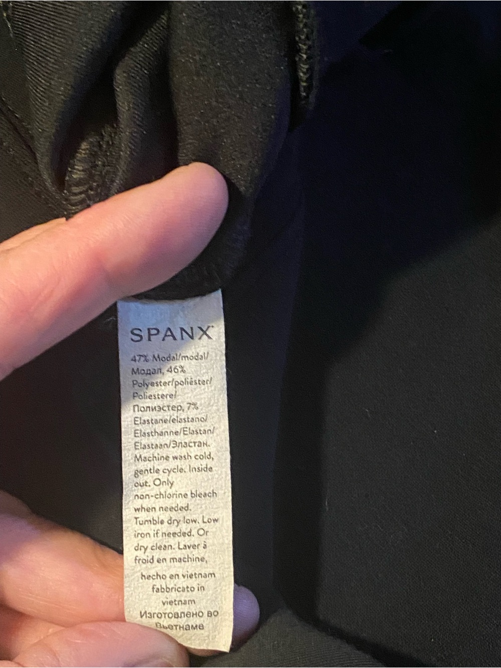 SPANX® AirEssentials® Half Zip
Top (Size 1X / 1T) super soft - Picture 8 of 12